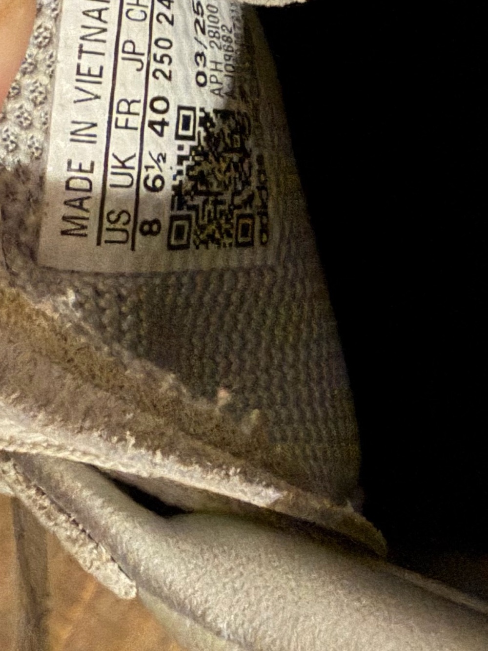 Silver adidas - Picture 4 of 4